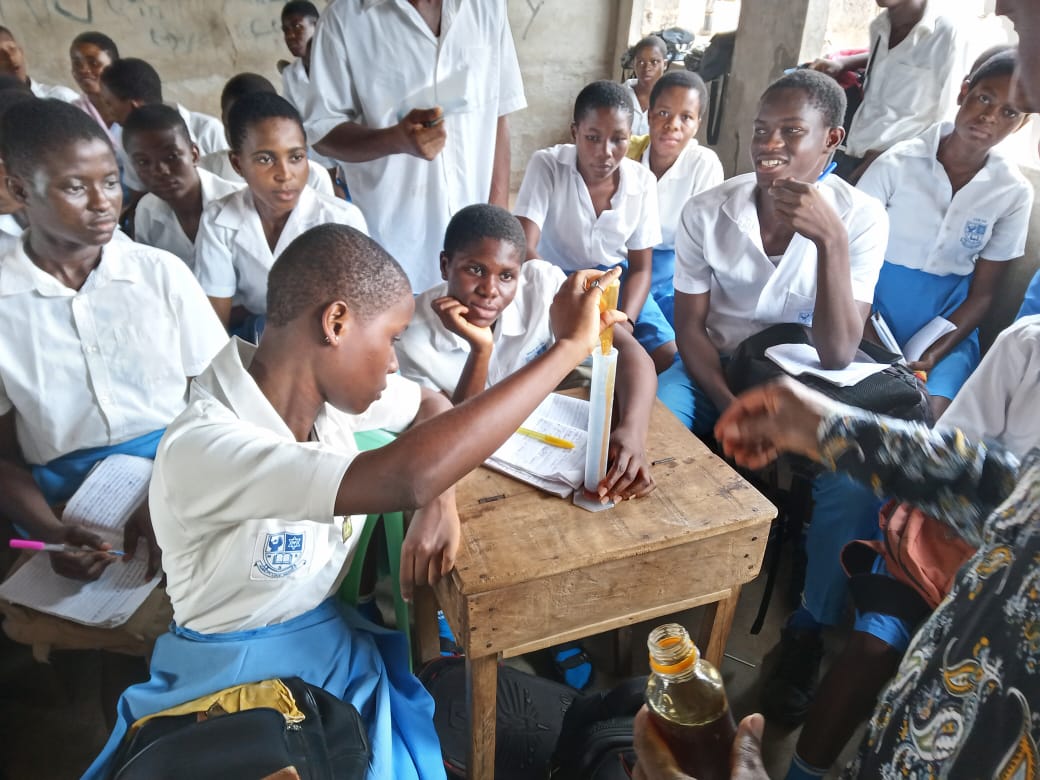 Hands-on classroom experiment